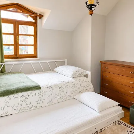Nest Uludag * Huseyinalan